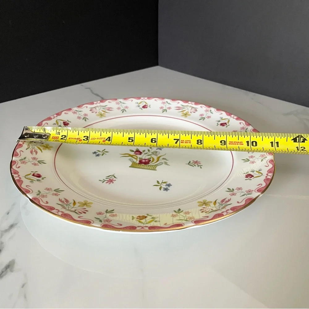 Bianca Dinner Plate by Wedgwood
